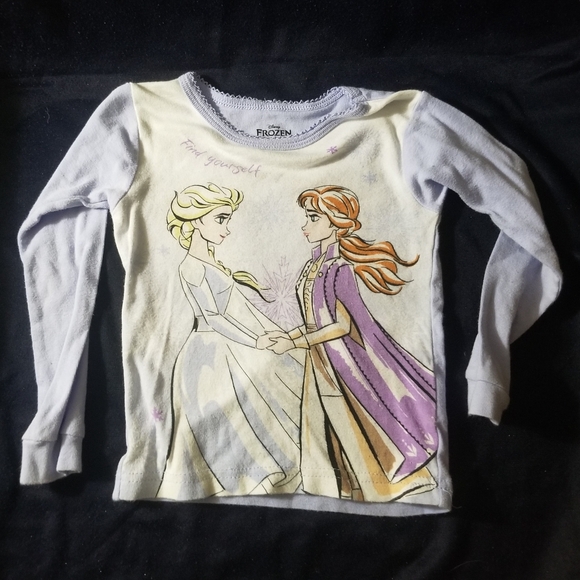 Beautiful Frozen kids pjs- top & pants - Picture 2 of 7